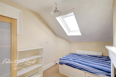 4 bedroom detached house to rent, Branksome Road, Brixton