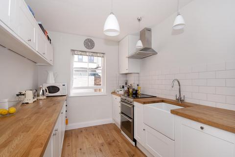 2 bedroom flat to rent, Paget Street, Islington, London