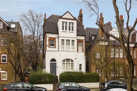 2 bedroom apartment to rent, Riggindale Road, London, SW16
