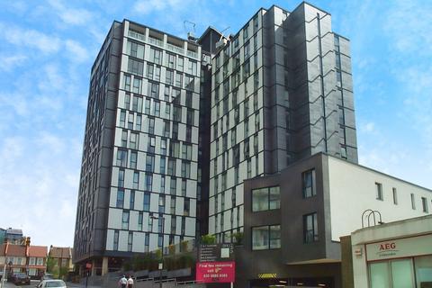 undefined, Masons Avenue, Croydon CR0