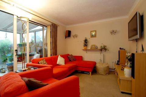 3 bedroom terraced house to rent, York Close,  Bicester,  OX26