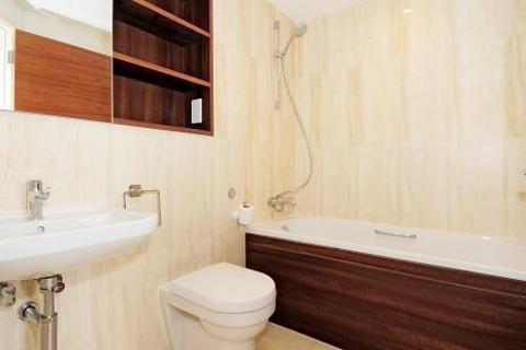 2 bedroom apartment to rent, Victoria Court,  Stanmore,  HA7