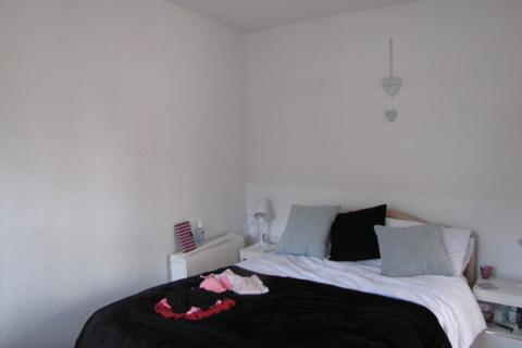 1 bedroom property to rent, Grove Road, Wimborne