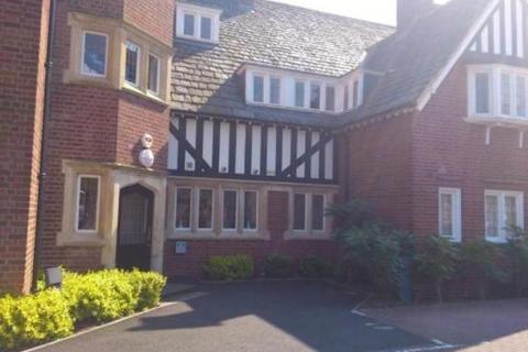 2 bedroom apartment to rent, Hermitage Court, Oadby, Leicester LE2