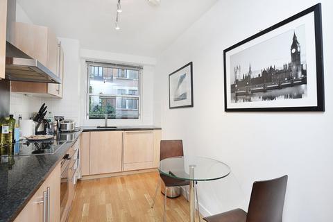 2 bedroom flat to rent, Weymouth Street, London