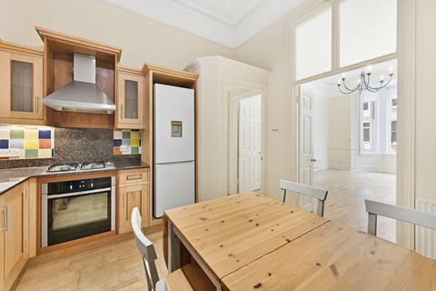 2 bedroom flat to rent, Westgate Terrace, London