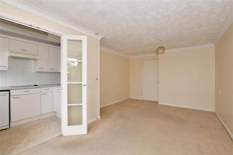 2 bedroom flat for sale - Cranley Gardens, Wallington, Surrey
