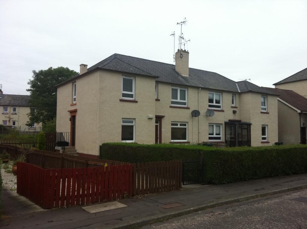 Clearburn Gardens, Prestonfield, Edinburgh, EH16 2 bed flat £875 pcm