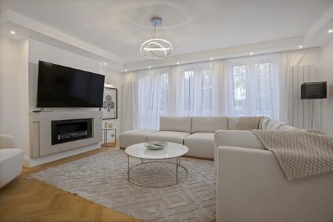 undefined, St Mary Abbots Terrace, London, W14