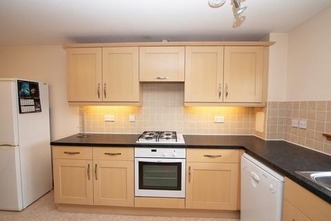 2 bedroom flat to rent, Kingslaw Court, Kirkcaldy