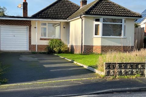 2 bedroom detached bungalow to rent, Lytham Road, Broadstone