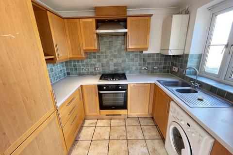 2 bedroom apartment to rent, Burnham Heights , Bath Road, Slough