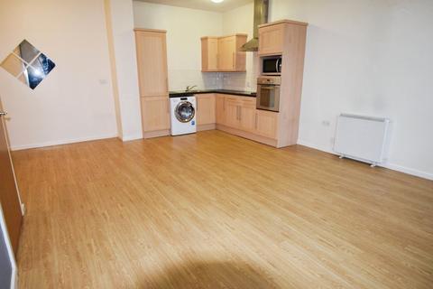 2 bedroom apartment to rent, Brackendale Lodge, Bradford BD10