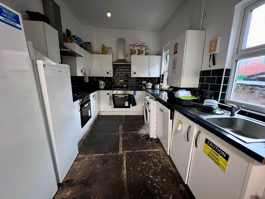 Kenyon Road, Wigan Town Centre 1 bed in a house share to rent £550