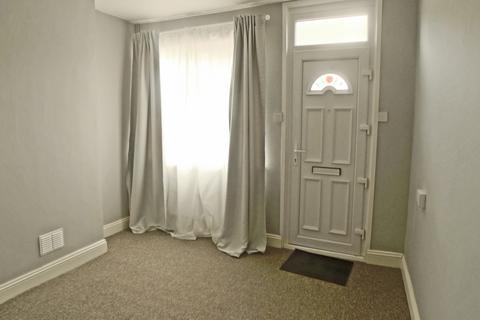 3 bedroom terraced house to rent, Percival Street, Peterborough, Cambridgeshire. PE3 6AT