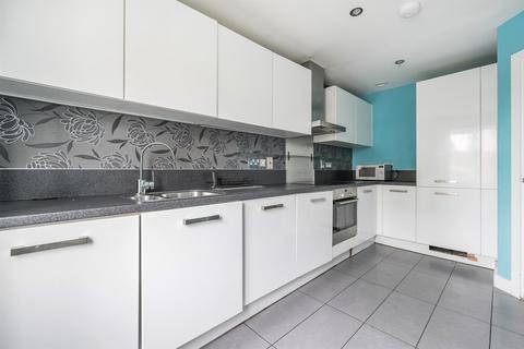 4 bedroom townhouse to rent, Midgham Way, Reading, RG2