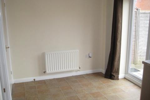 3 bedroom semi-detached house to rent, Watling Street, Yeovil BA21