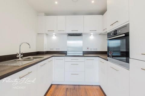 1 bedroom apartment to rent, Atkin Square, Dalston lane