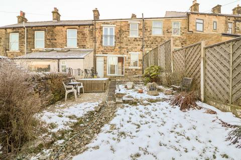 3 bedroom cottage for sale, Kiln Lane, Glossop SK13