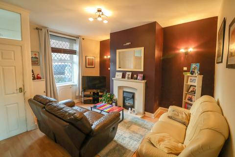 3 bedroom cottage for sale, Kiln Lane, Glossop SK13