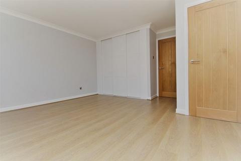 1 bedroom apartment to rent, Queen Alexandra Road, High Wycombe HP11