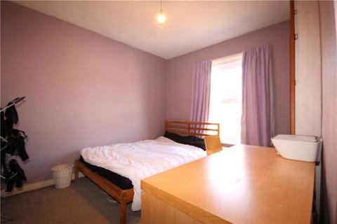 3 bedroom semi-detached house to rent - Denzil Road, Guildford, GU2