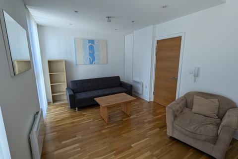 2 bedroom apartment to rent, Rumford Place, Merseyside