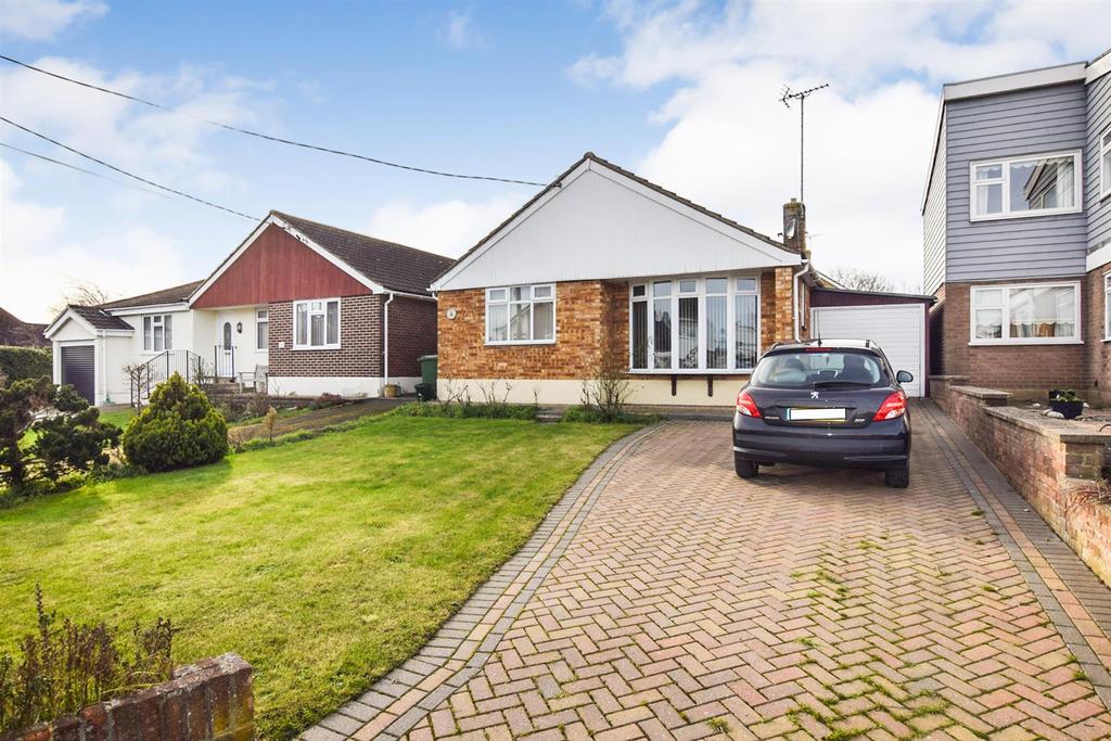 Fambridge Road, Maldon 2 bed detached bungalow £350,000