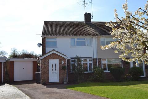 3 bedroom semi-detached house to rent - Barnfield Close, Kingsthorpe, Northampton NN2 8AW