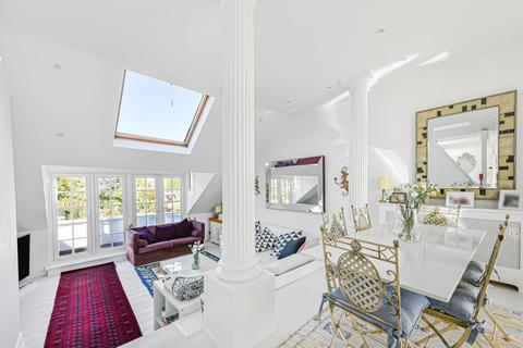 3 bedroom flat to rent, Thurlow Road, Hampstead, London