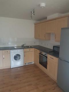 3 bedroom apartment to rent, Bingley Court, Canterbury