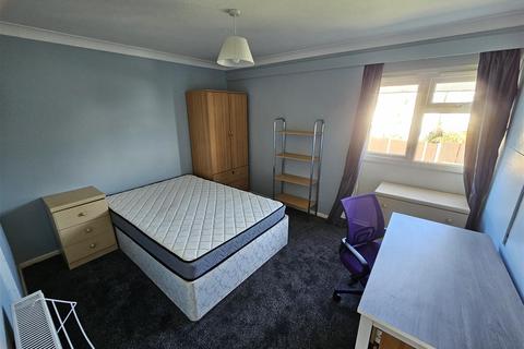 undefined, Nethersole Close, Canterbury