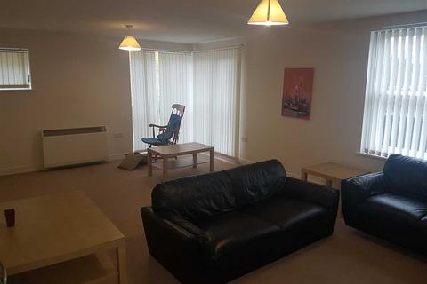 3 bedroom apartment to rent, Bingley Court, Canterbury