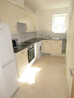 3 bedroom apartment to rent, Bingley Court, Canterbury