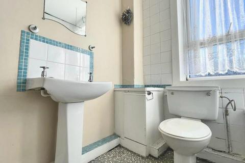 undefined, 65 Bayswater Place, Leeds, West Yorkshire, LS8 5LS