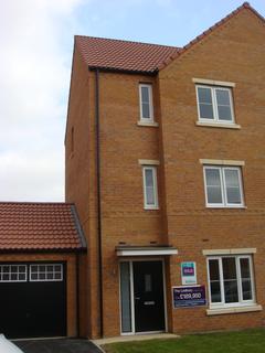 4 bedroom townhouse to rent, Heron Drive, Mexborough S64 0AF