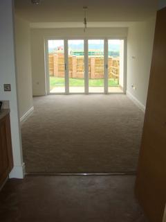 4 bedroom townhouse to rent, Heron Drive, Mexborough S64 0AF