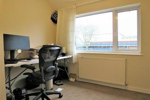 undefined, Meadow Close, En3