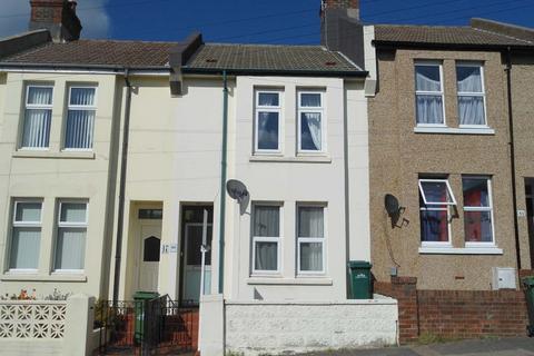 3 bedroom terraced house to rent - Ladysmith Road, Coombe Road