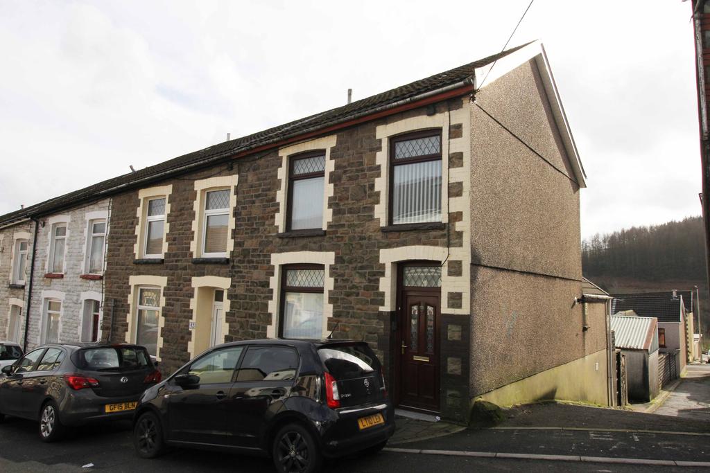 Thomas Street, Tonypandy, CF40 2AJ 3 bed end of terrace house £495