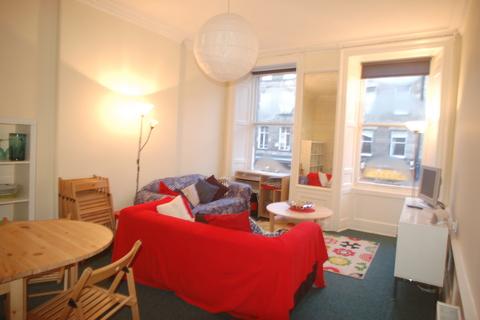 4 bedroom flat to rent - Clerk Street, Edinburgh, EH8