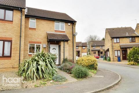 2 bedroom semi-detached house to rent, The Spinney, Cambridge