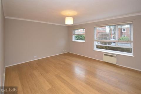 2 bedroom apartment to rent, Alma Road, Windsor