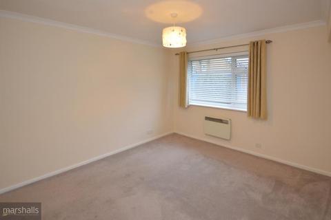 2 bedroom apartment to rent, Alma Road, Windsor