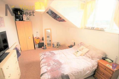 undefined, Martin Terrace, Leeds, LS4 2JY