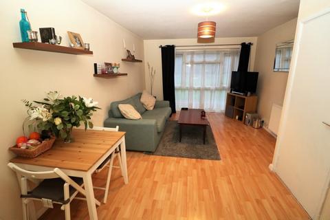 1 bedroom apartment to rent, Holmesdale Road, North Holmwood