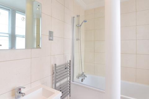 2 bedroom flat to rent, Hill Street, Mayfair, London W1J