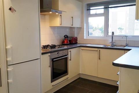 2 bedroom apartment to rent, 2 Bed Flat,  Bickley Court, Stanmore, HA7 4NA