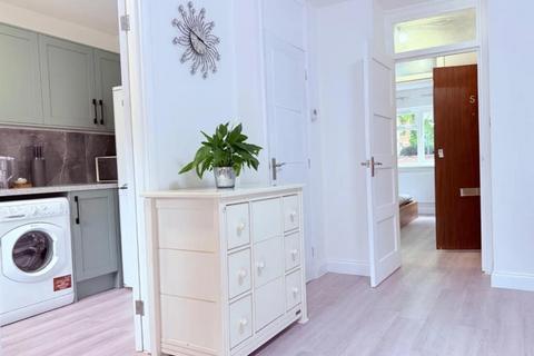 undefined, Muirfield Close,  Reading,  RG1