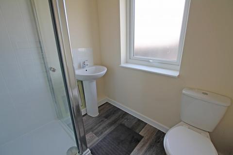 2 bedroom flat to rent, Boothferry Rd, HU4